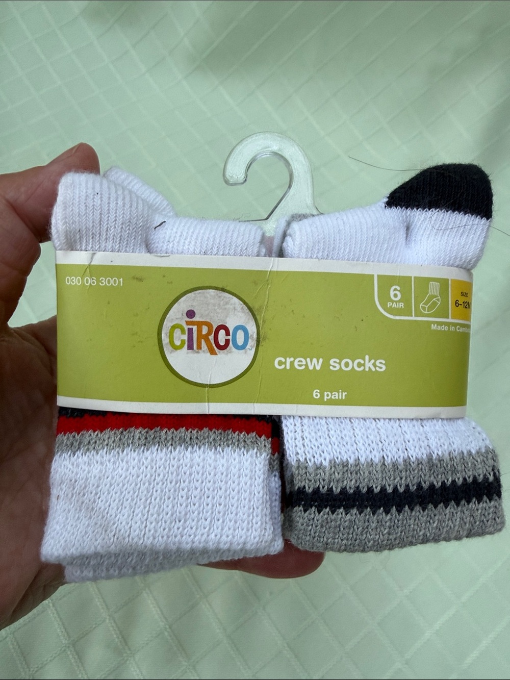 New 6 pair of multicolored Circo crew socks
